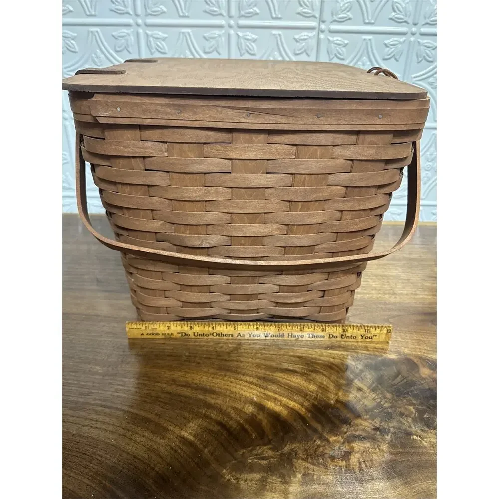 Longaberger Large Picnic Basket w/Liner, Riser Swing Lid & 2Handles Handmade US